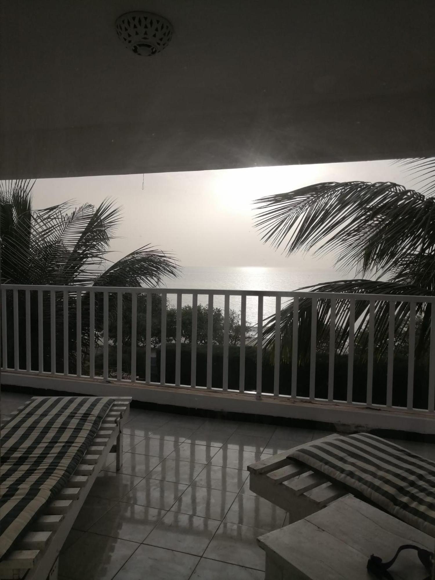 La Villa Sur La Plage Palmarin Eksteriør billede