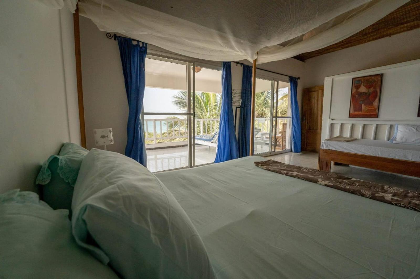 La Villa Sur La Plage Palmarin Eksteriør billede